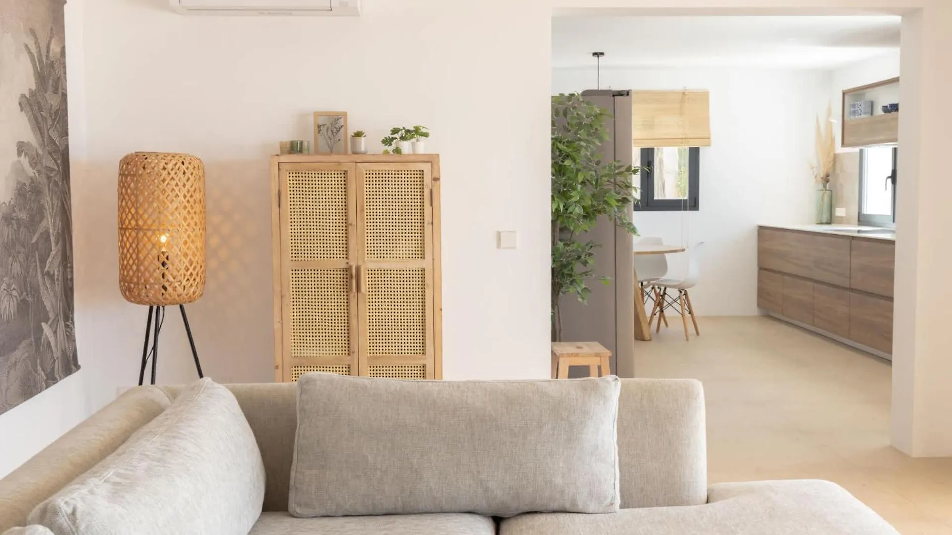 Villa Calina Prime Location Sea Views Son Bou
